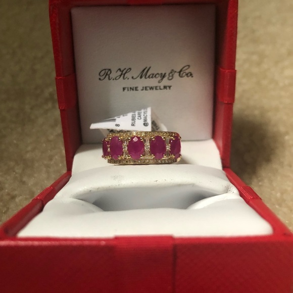 Ruby (2-7/8 ct.) & Diamond (1/3 ct.) in 14k Gold - Picture 6 of 10